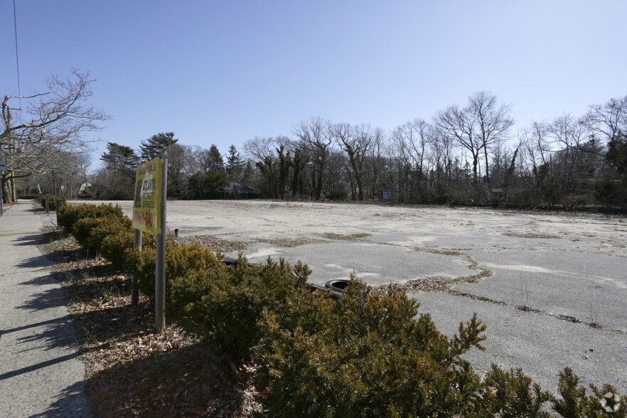 More Photos Of 1600 Montauk Hwy, Oakdale Land For Lease