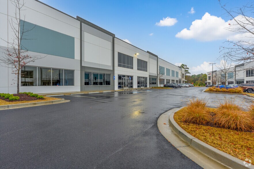 More Photos Of Chamblee Tucker Rd, Chamblee Unknown For Lease