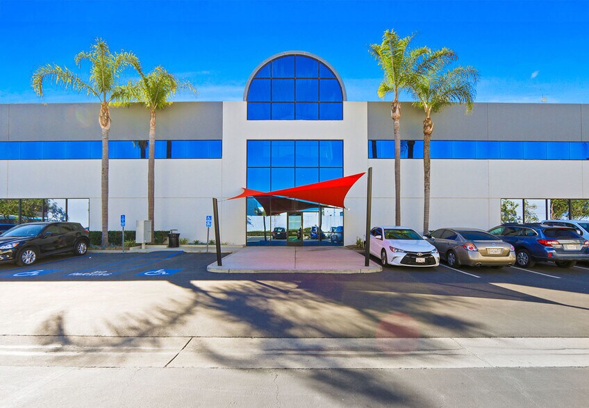 More Photos Of 1290 N Hancock St, Anaheim Office For Lease