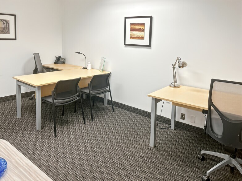 More Photos Of 1959 Upper Water St, Halifax Coworking Space
