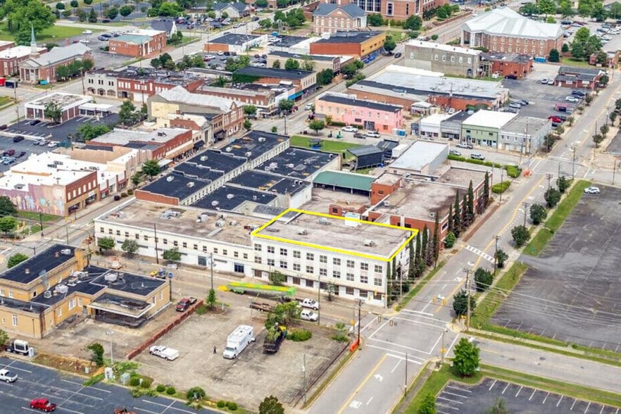 More Photos Of 116 W Arch St, Lancaster General Retail For Sale