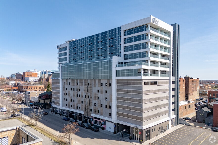 More Photos Of 500 Pearl St, Buffalo Office For Lease