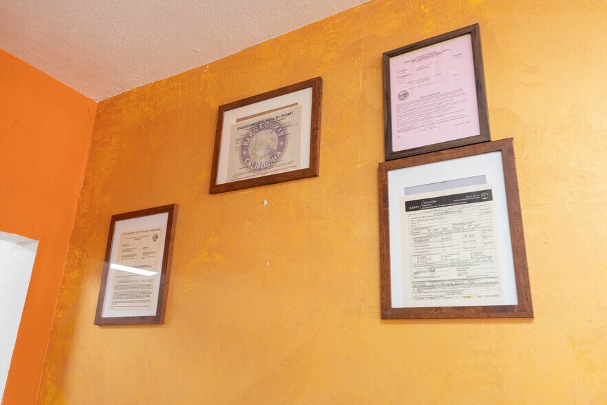 More Photos Of 2112 E California Ave, Bakersfield Restaurant For Sale