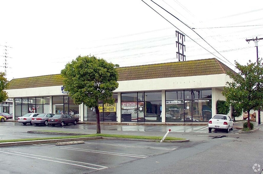 More Photos Of 19009-19019 Hawthorne Blvd, Torrance Unknown For Lease