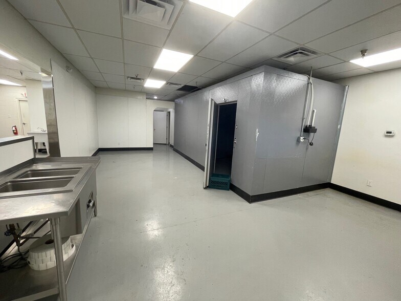 More Photos Of 10821-10849 E Apache Trl, Mesa Unknown For Lease