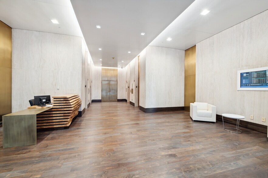 More Photos Of 1156 15th St NW, Washington Office For Lease