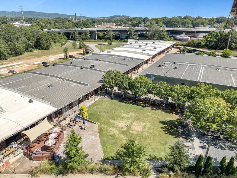 More Photos Of 1320 Hampton Avenue Ext, Greenville Unknown For Lease