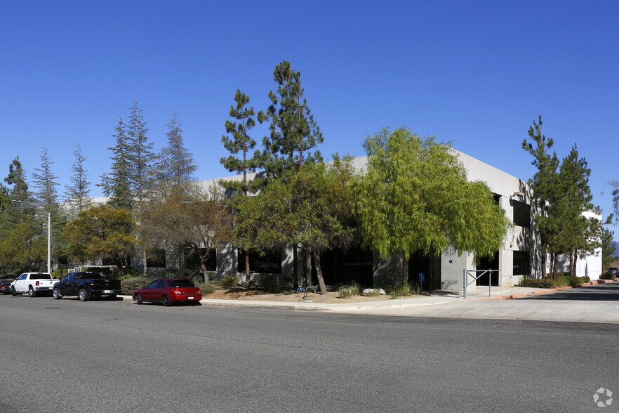 More Photos Of 42555 Rio Nedo, Temecula Showroom For Sale