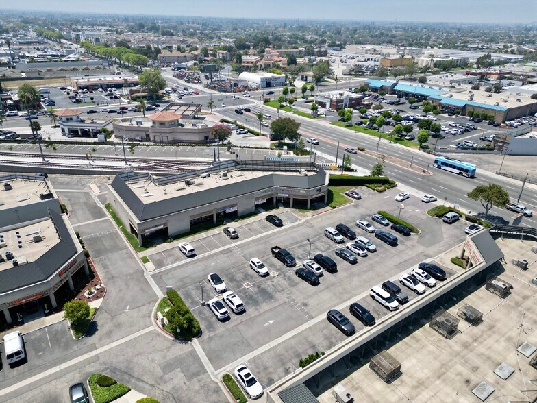 More Photos Of 13902 Harbor Blvd, Garden Grove Warehouse For Sale