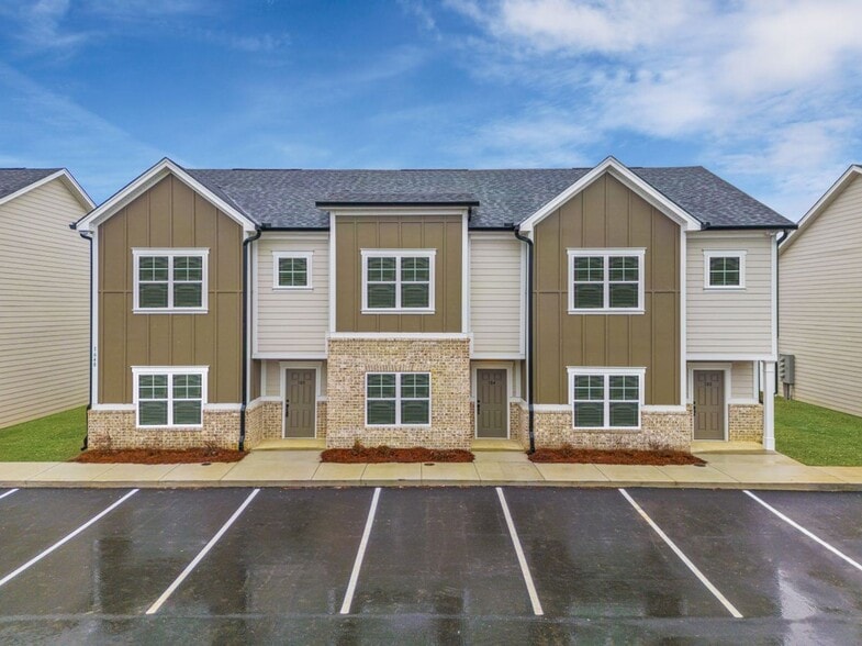 More Photos Of 7521 Middle Valley Rd, Hixson Apartments For Sale