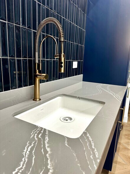 More Photos Of 700 E Campbell Rd, Richardson Office For Lease