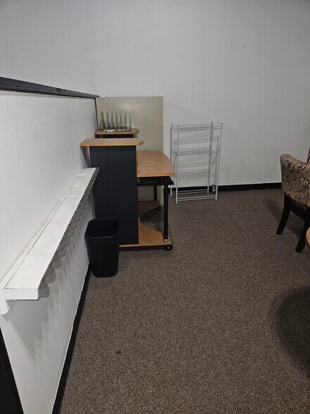 More Photos Of 211 E Stephenson St, Freeport Apartments For Sale