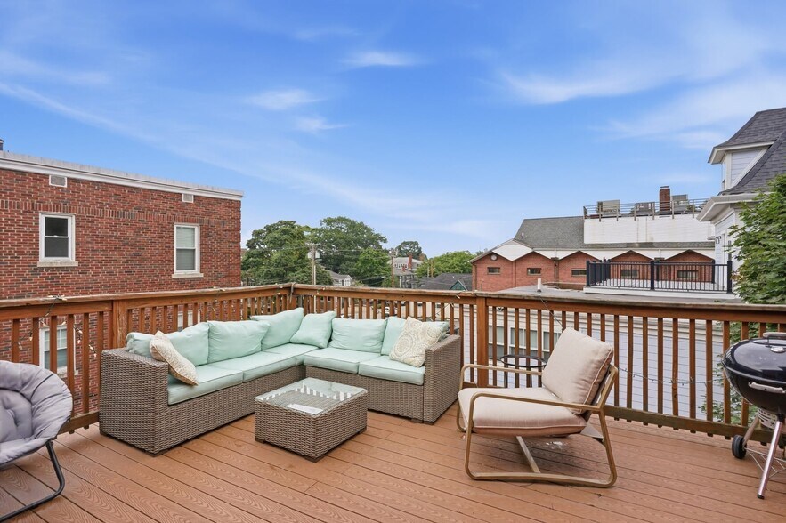 More Photos Of 299 Governor St, Providence Multifamily For Sale