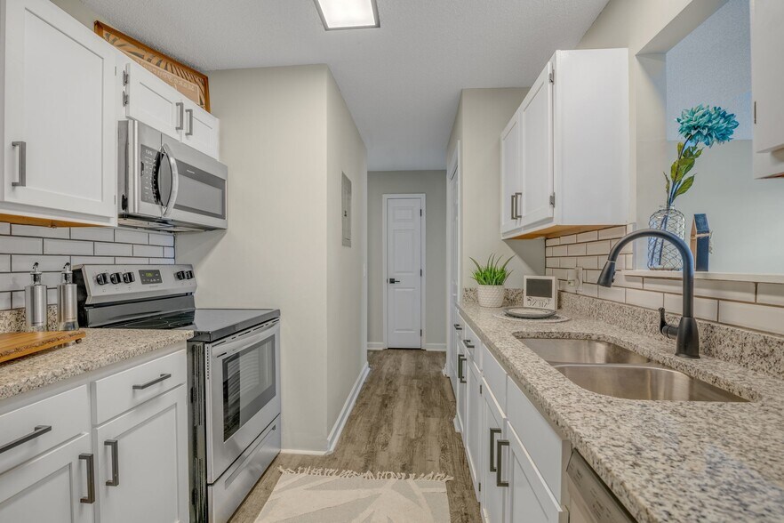 More Photos Of 122 Wendy Hill Way, Piedmont Apartments For Sale