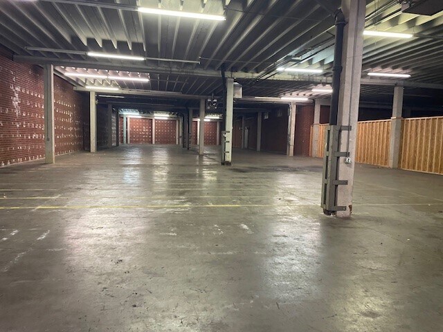 More Photos Of 515 N George St, Goldsboro Manufacturing For Lease