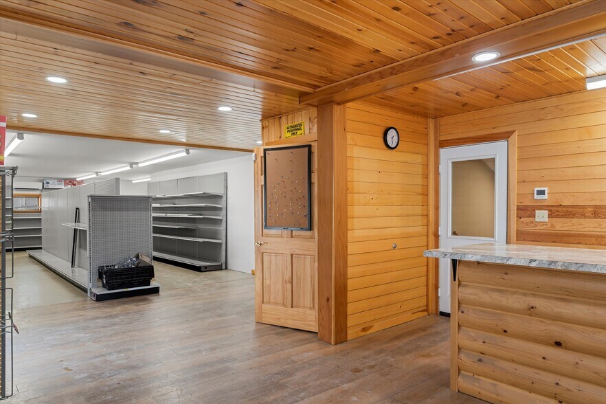 More Photos Of 309 Main St, Emlenton General Retail For Sale