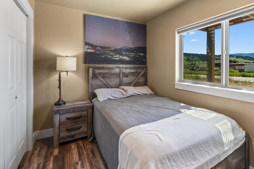 More Photos Of 303 Cold Iron Rd, Gallatin Gateway Warehouse For Sale