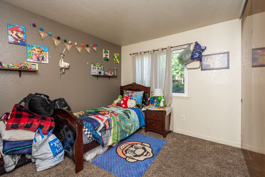 More Photos Of 2270-2280 Northview Dr, Sacramento Apartments For Sale