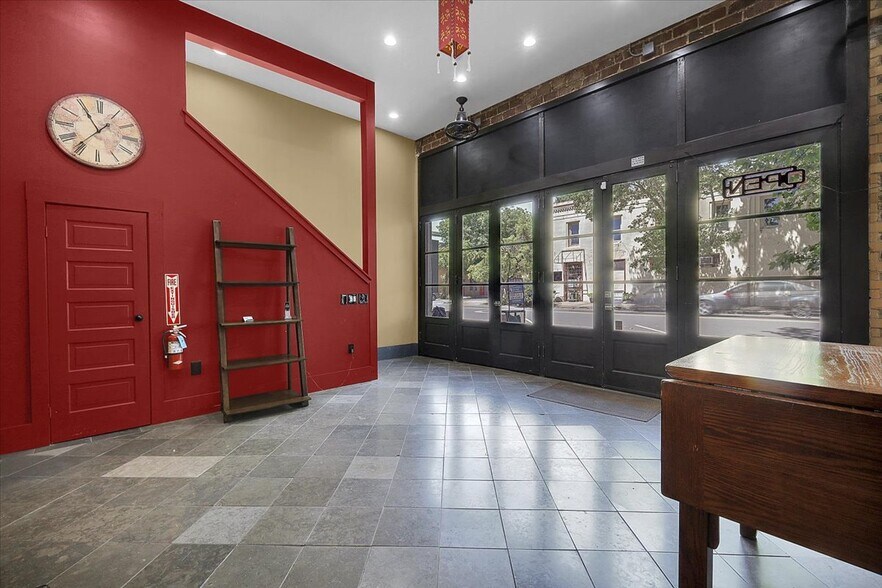 More Photos Of 228 1st St, Marysville Storefront Retail Residential For Sale