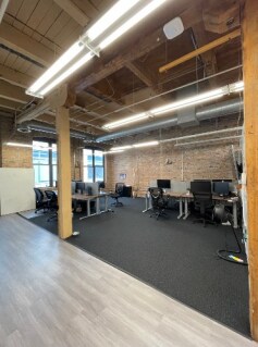 More Photos Of 9-15 W Hubbard St, Chicago Loft Creative Space For Lease