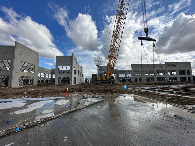 More Photos Of 3816 Stineman Ct, Long Beach Loft Creative Space For Lease