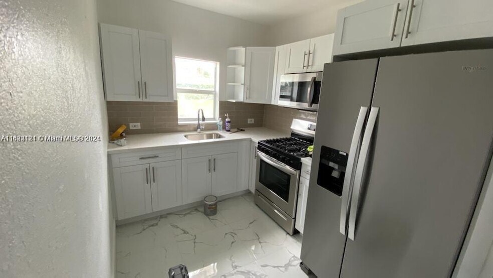 More Photos Of 729 SW 3rd St, Miami Apartments For Sale