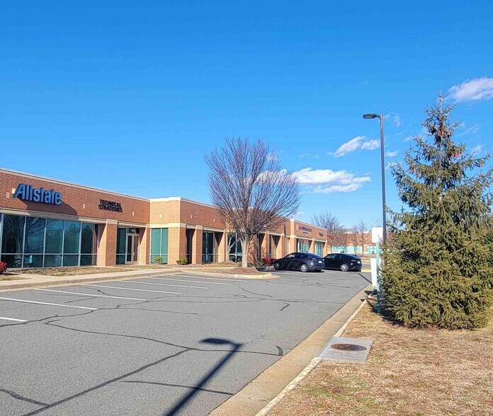 More Photos Of 4229 Lafayette Center Dr, Chantilly Office For Sale