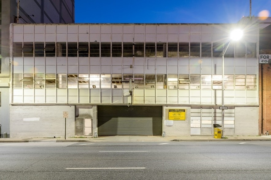 More Photos Of 310-314 Guilford Ave, Baltimore Parking Garage For Sale