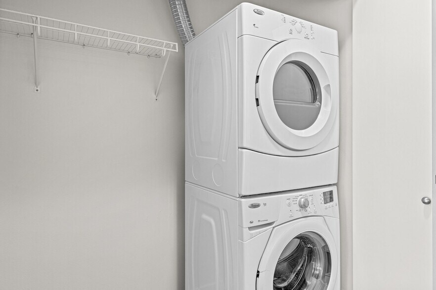 More Photos Of 1280 Harrison St, Seattle Apartments For Lease