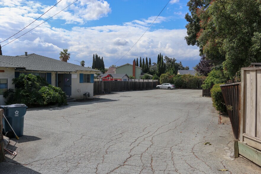 More Photos Of 1133 Piedmont Rd, San Jose Schools For Sale