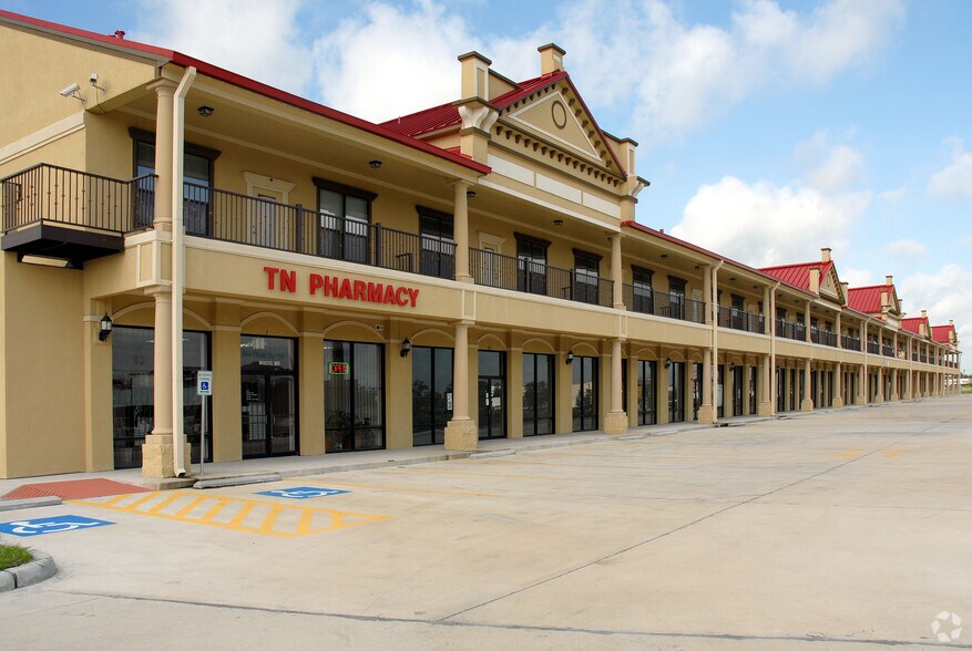 More Photos Of 12989 Bellaire Blvd, Houston Storefront For Sale