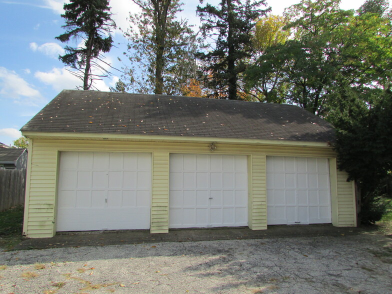 Primary Photo Of 435 Summit Ave, Horsham Self Storage For Lease