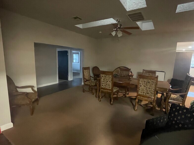 More Photos Of 6001 Nw Expressway, Oklahoma City Office For Sale