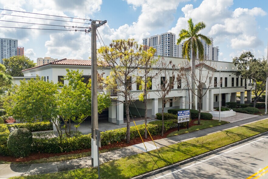 Primary Photo Of 6900 SW 80th St, Miami Medical For Lease