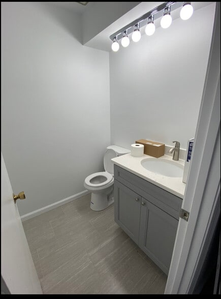 More Photos Of 3825 Leonardtown Rd, Waldorf Office For Lease