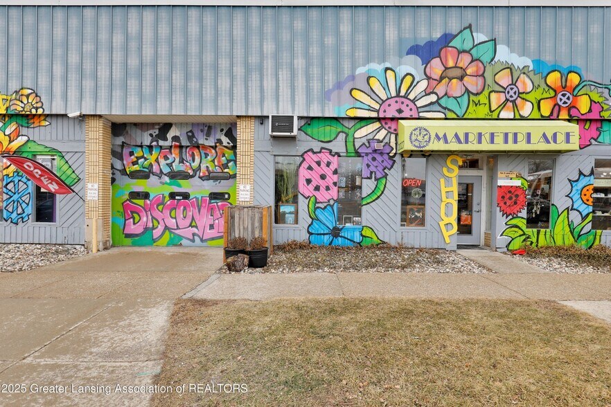 More Photos Of 1023-1027 S Washington Ave, Lansing General Retail For Sale