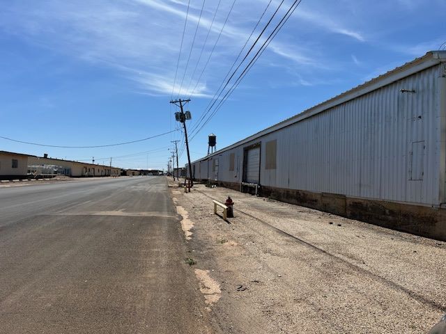 More Photos Of 2411 Avenue E, Lubbock Industrial For Sale