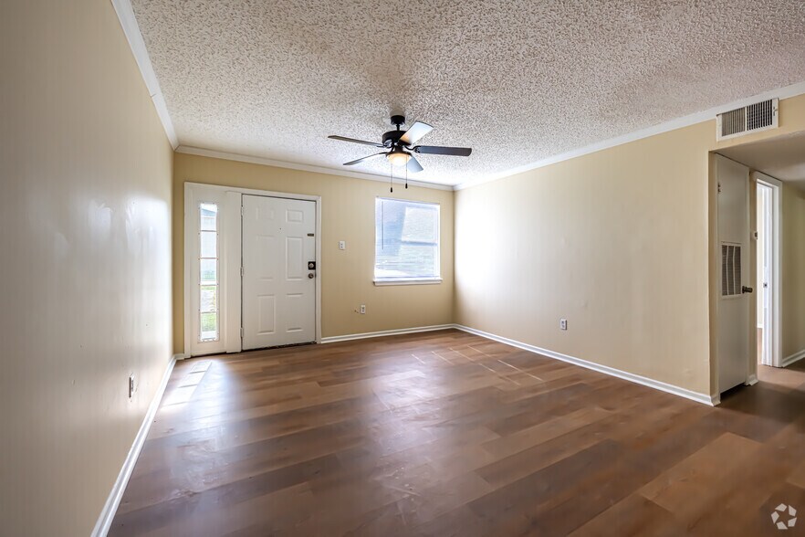 More Photos Of 4445 Alvin Dark Ave, Baton Rouge Apartments For Sale