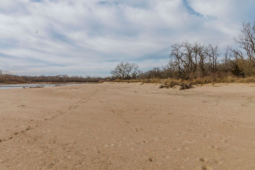More Photos Of 79+/- Acres on 272nd Rd. Rd @ 41st Rd, Arkansas City Land For Sale
