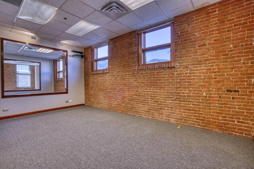 More Photos Of 1136 Pearl St, Boulder Office For Lease