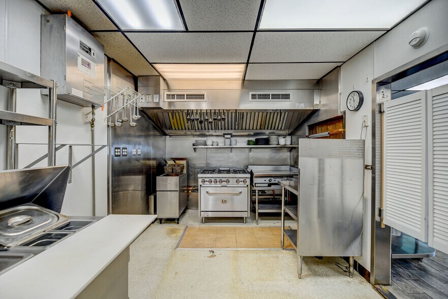 More Photos Of 430 W 3rd St, Nescopeck Restaurant For Sale