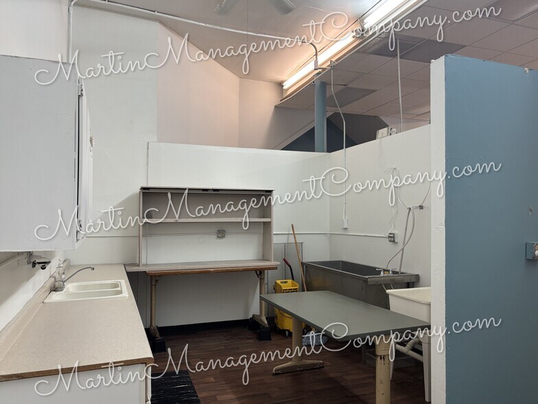 More Photos Of 214 W Main St, Sedalia Storefront Retail Office For Lease