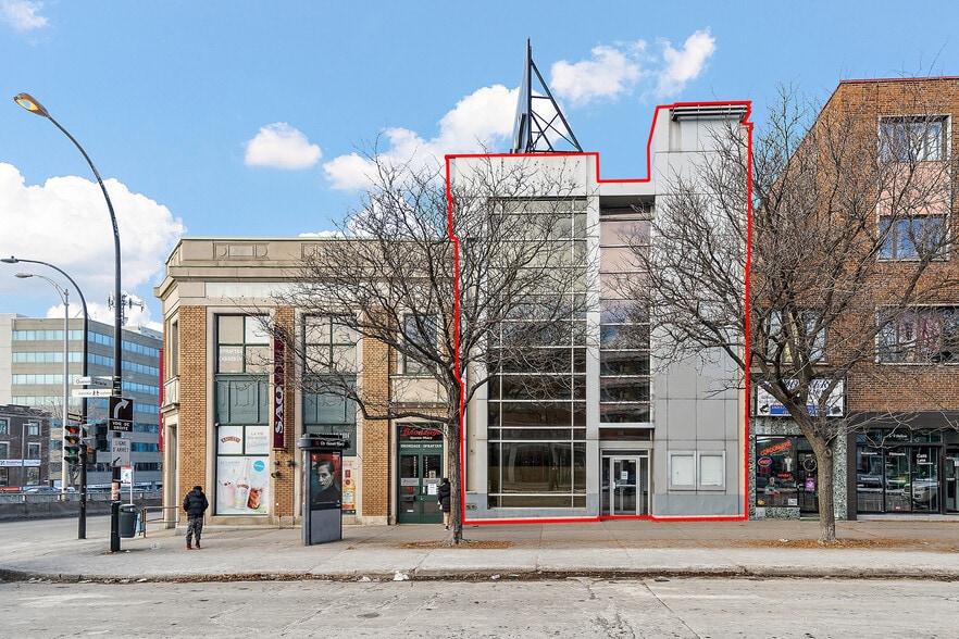 More Photos Of 5275-5285 Ch Queen-Mary, Montréal Office For Sale