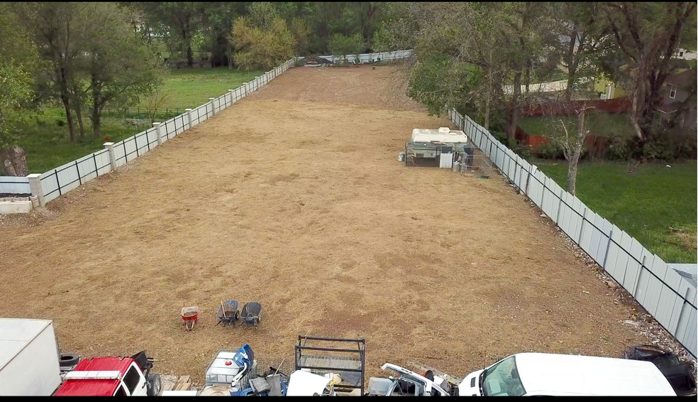 More Photos Of 7511 Leavenworth Rd, Kansas City Auto Repair For Sale