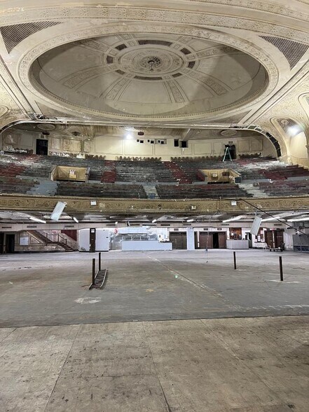 More Photos Of 11709 Hillside Ave, Richmond Hill Theater Concert Hall For Lease