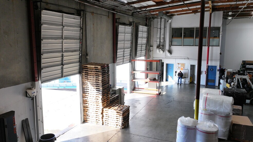 More Photos Of 2071 Ringwood Ave, San Jose Distribution For Lease