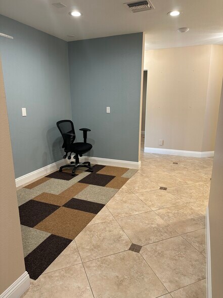 More Photos Of 8101 Newman Ave, Huntington Beach Medical For Lease