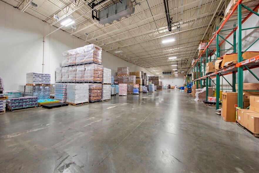 More Photos Of 4747 Progress Ave, Naples Refrigeration Cold Storage For Lease