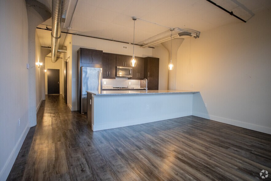 More Photos Of 538 Erie Blvd W, Syracuse Apartments For Lease