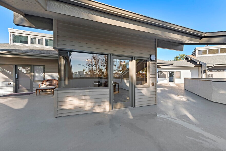 Primary Photo Of 1590 S Coast Hwy, Laguna Beach Storefront Retail Office For Sale